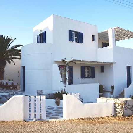Nicos Studios & Apartments لوغاراس المظهر الخارجي الصورة