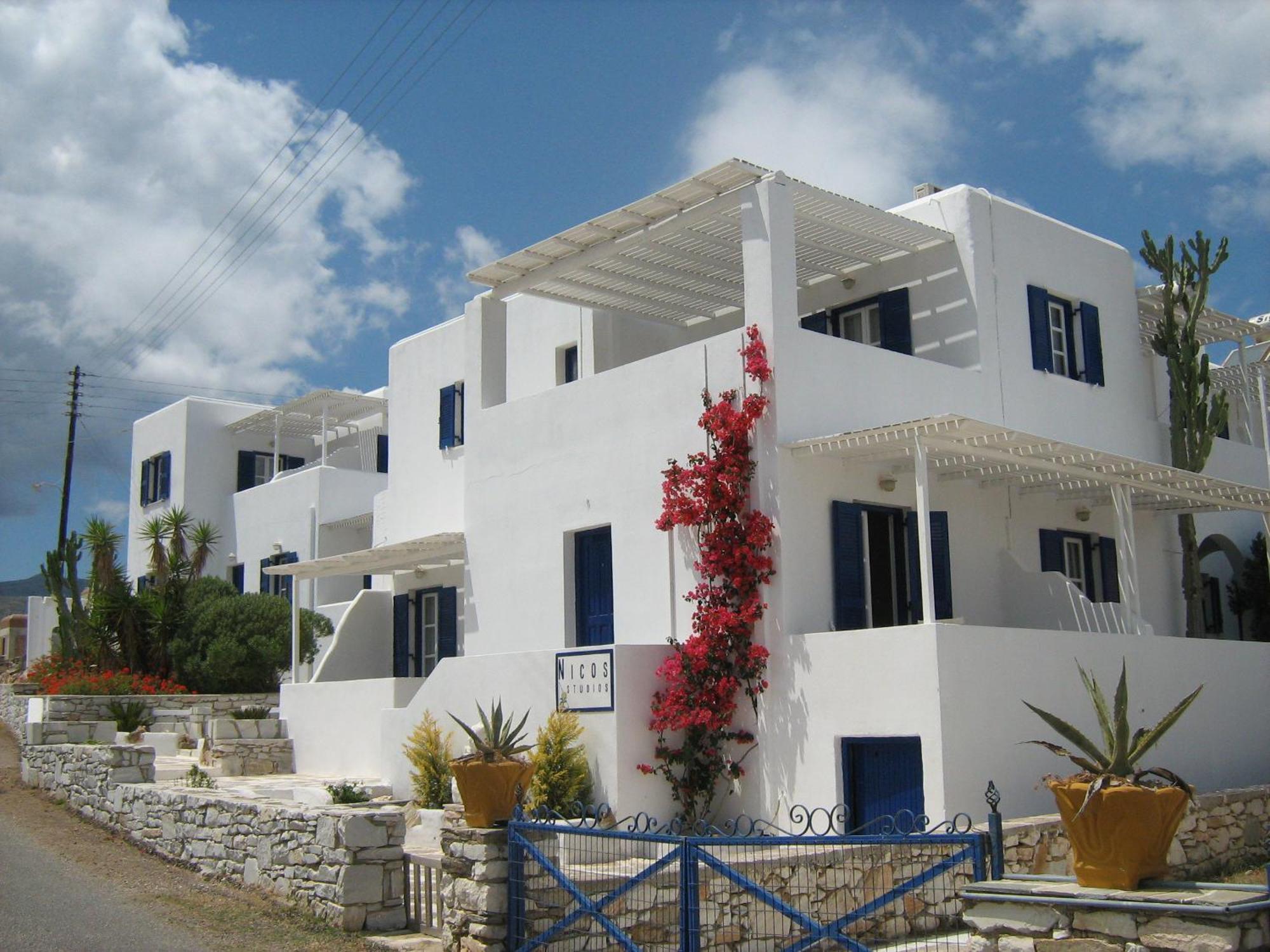 Nicos Studios & Apartments لوغاراس المظهر الخارجي الصورة