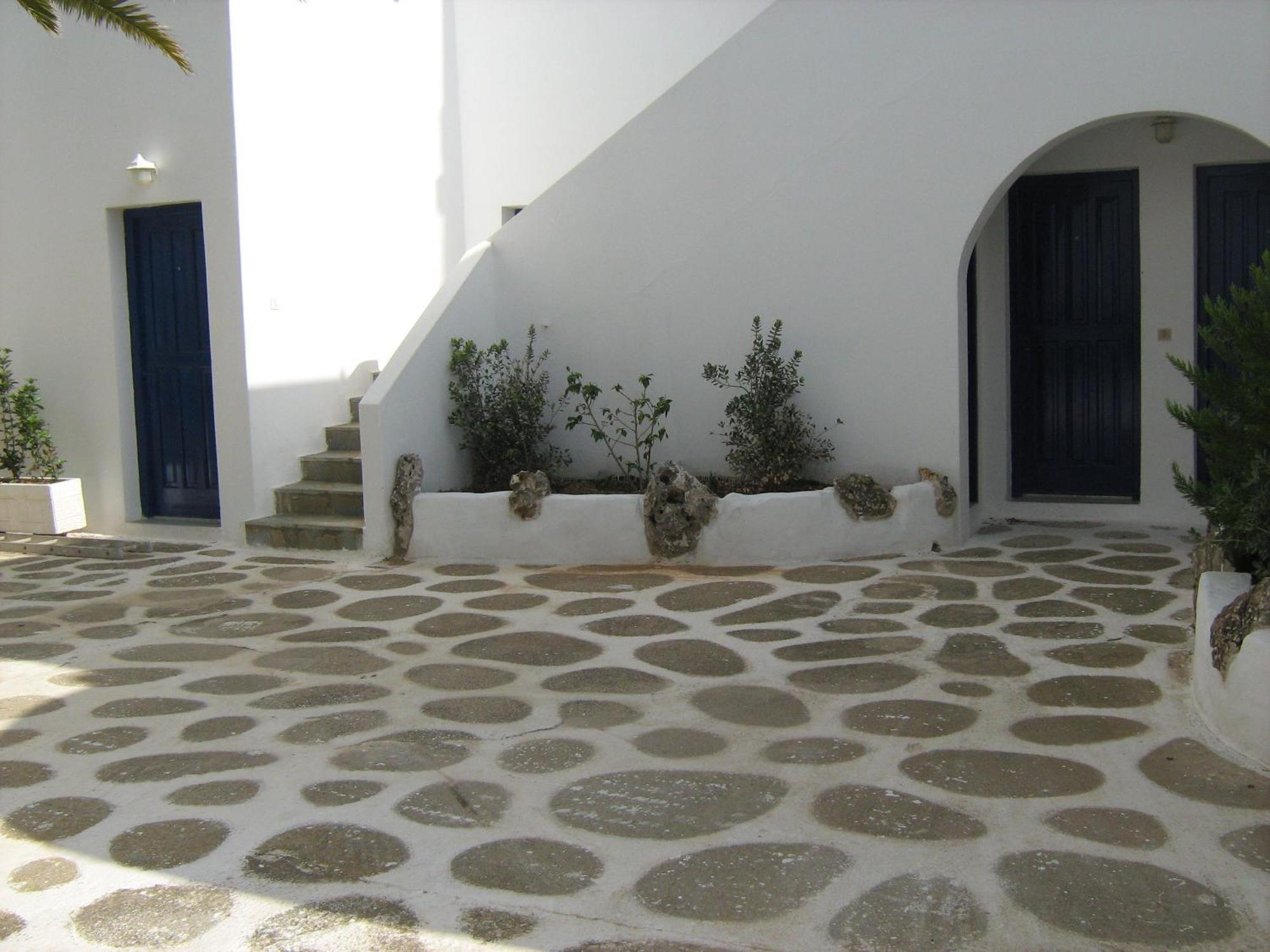 Nicos Studios & Apartments لوغاراس المظهر الخارجي الصورة