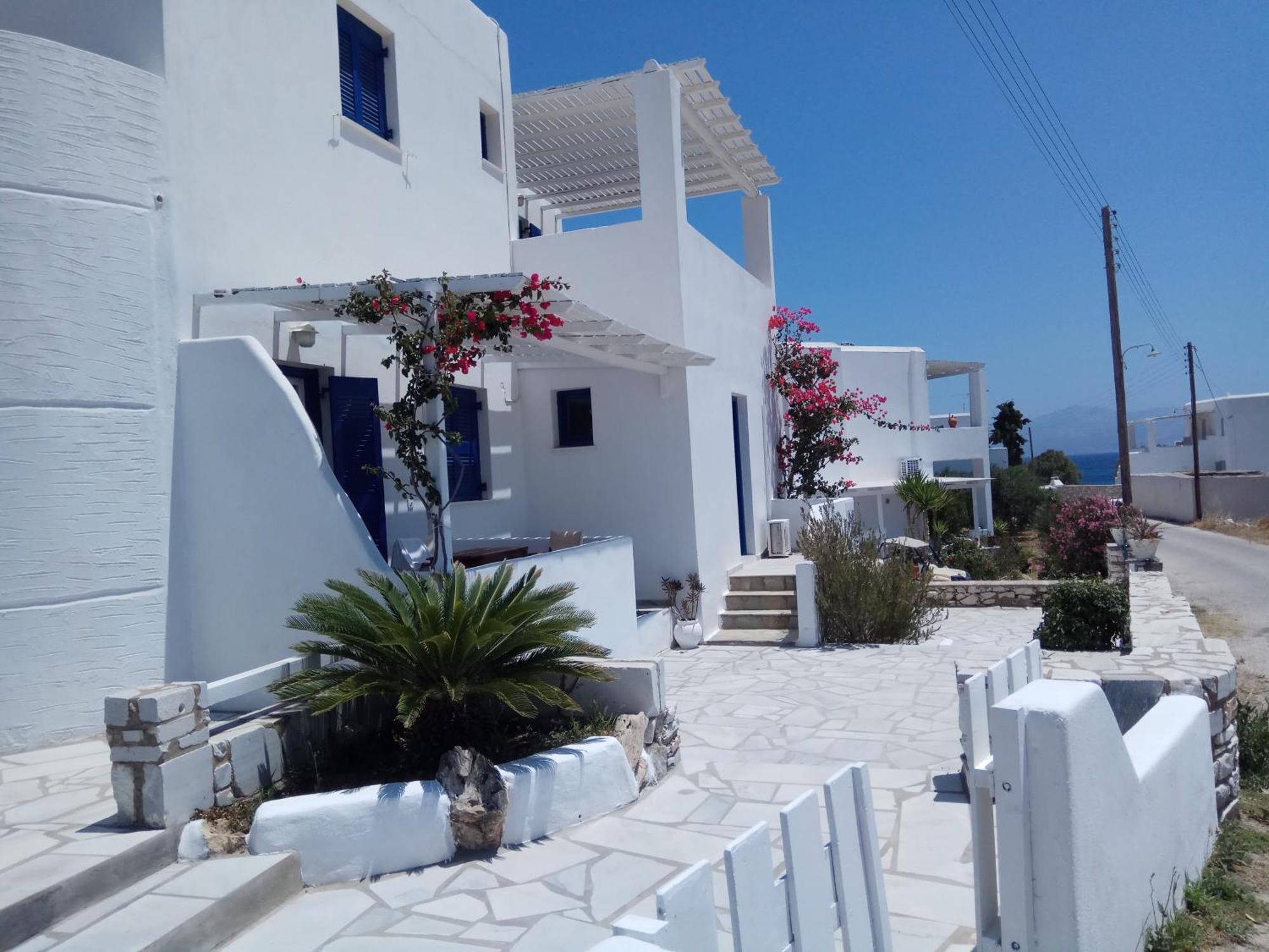 Nicos Studios & Apartments لوغاراس المظهر الخارجي الصورة